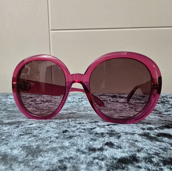 Round pink Gucci sunglasses - Picture 7 of 16